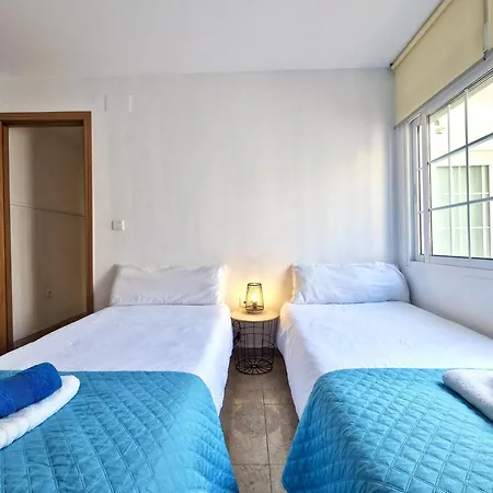 Sr Mar Bonita 2bdr Playa De La Carihuela Апартаменты *